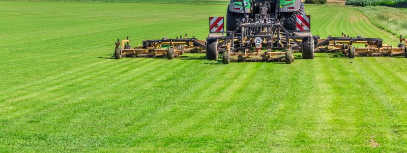 Professional Mowing Equipment